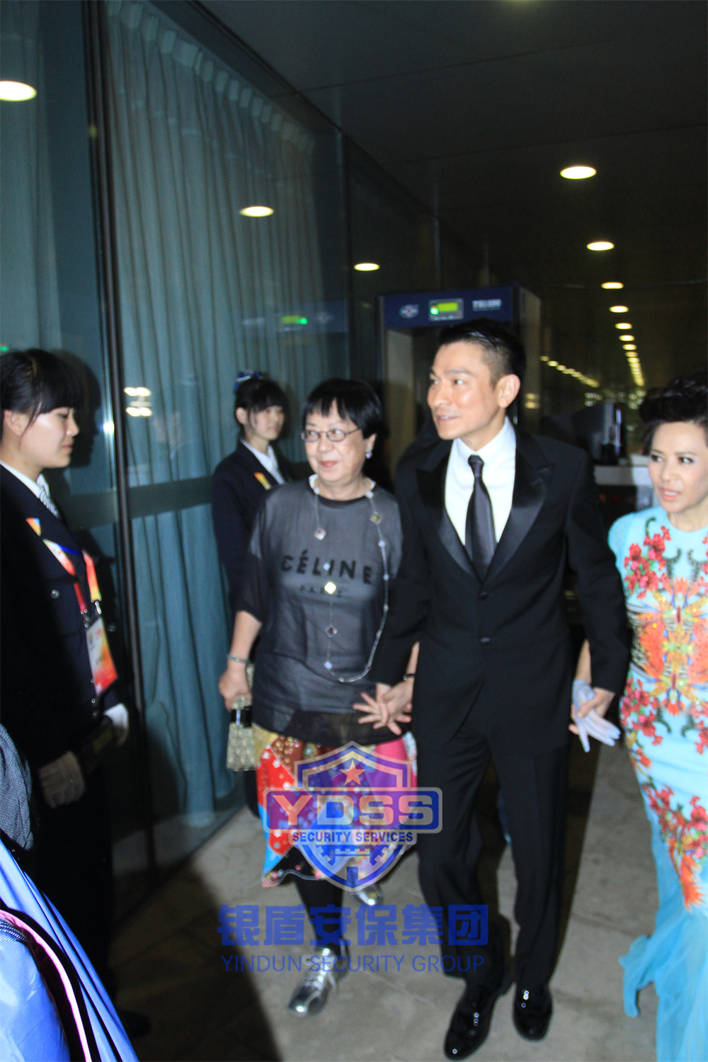北京銀盾安保特勤隊員為名人提供安保護衛(wèi)服務(wù)